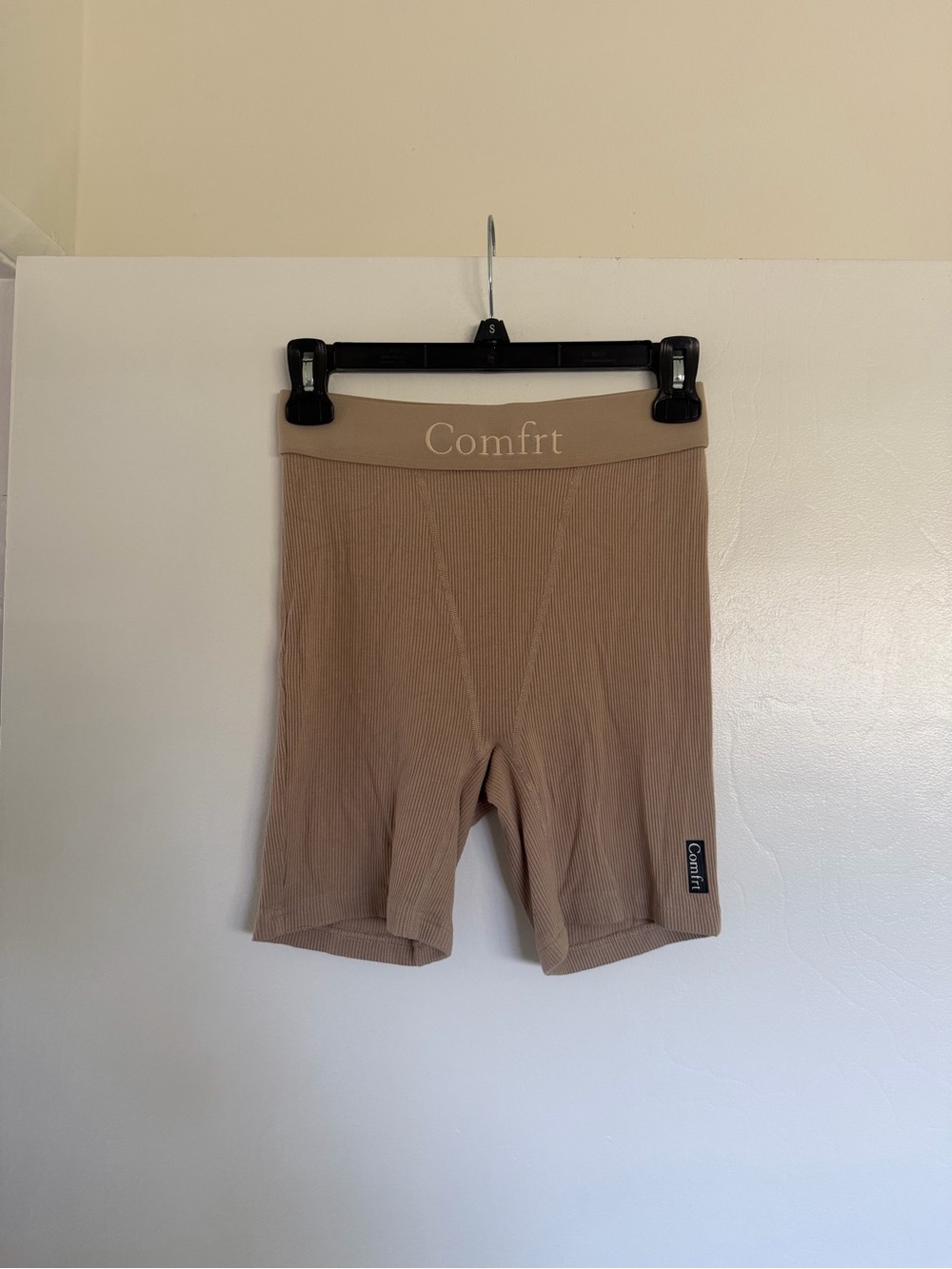 Comfrt Women’s Ribbed High-Waist Bike Shorts in Beige